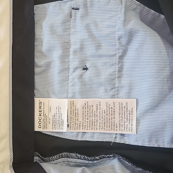 Dockers straight fit dress pants Size 40 x 32 EUC - Picture 2 of 7